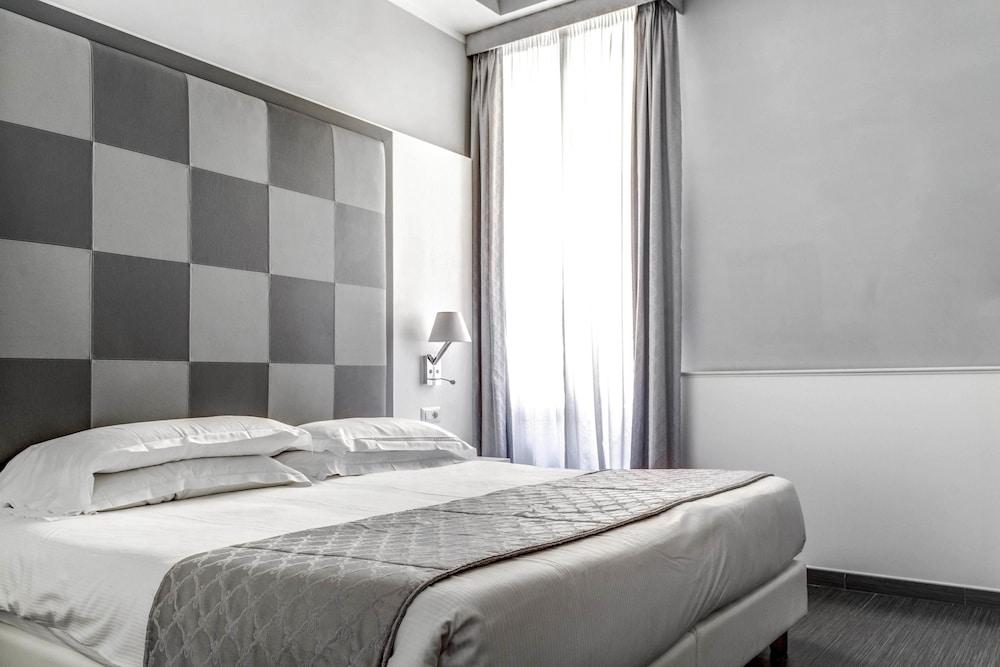 Relais Trevi 95 Boutique Hotel (Adults Only) Рим Экстерьер фото